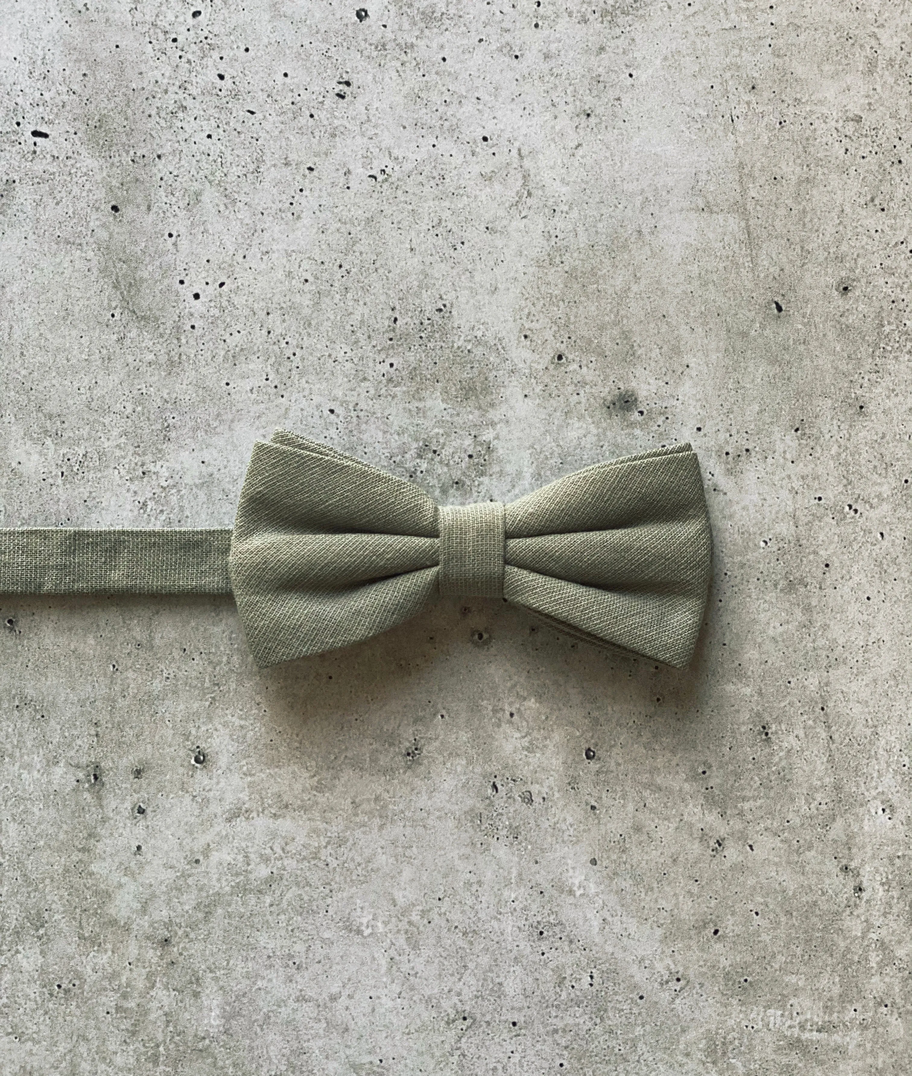 Sage Cotton Bow Tie with Vintage Tan Suspender Set